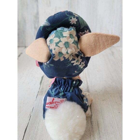 Vintage 1992 Annalee rabbit flower Bonnet Victorian bunny - Picture 5 of 8